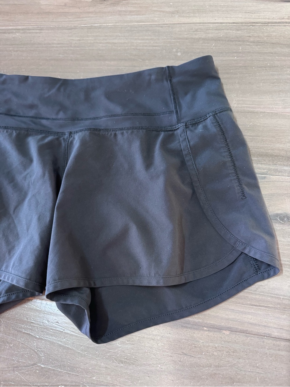 Lululemon Speed Up Short Black Women’s 6 Summer Outdoor - Picture 3 of 6